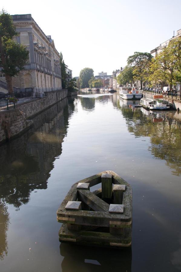 Bed and Breakfast Artist'S Loft & Garden Gand Esterno foto