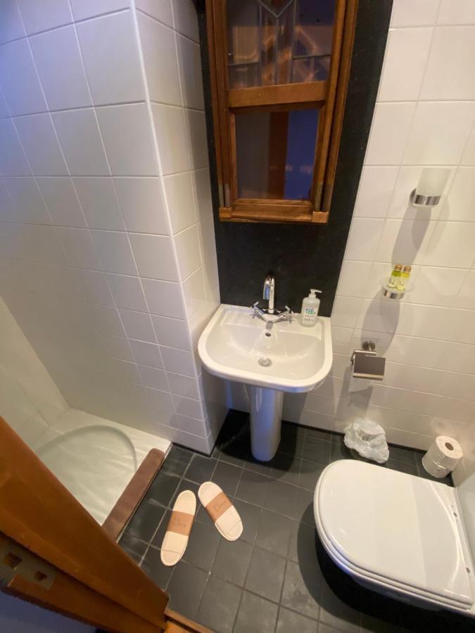 Bed and Breakfast Artist'S Loft & Garden Gand Esterno foto