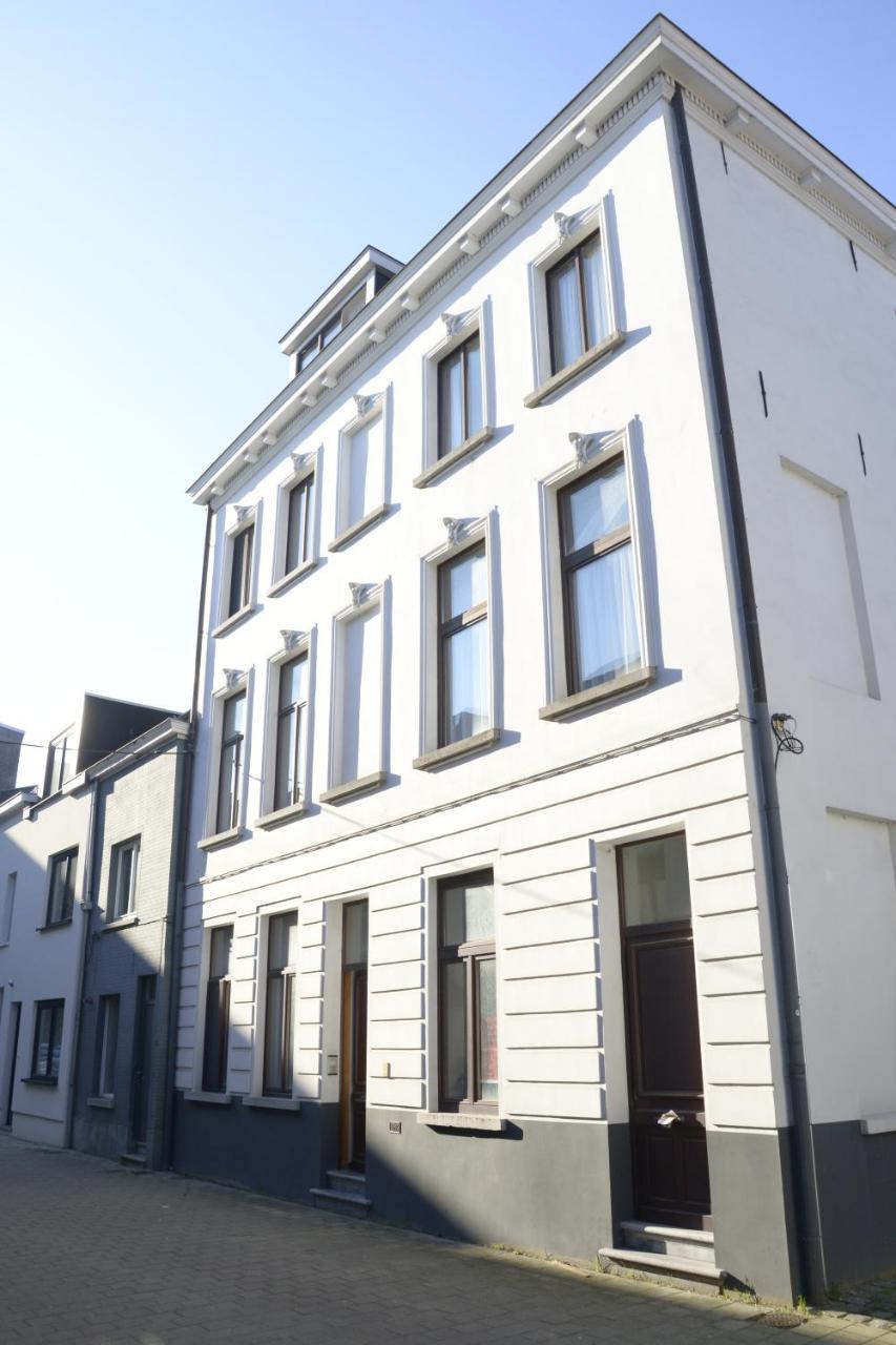 Bed and Breakfast Artist'S Loft & Garden Gand Esterno foto