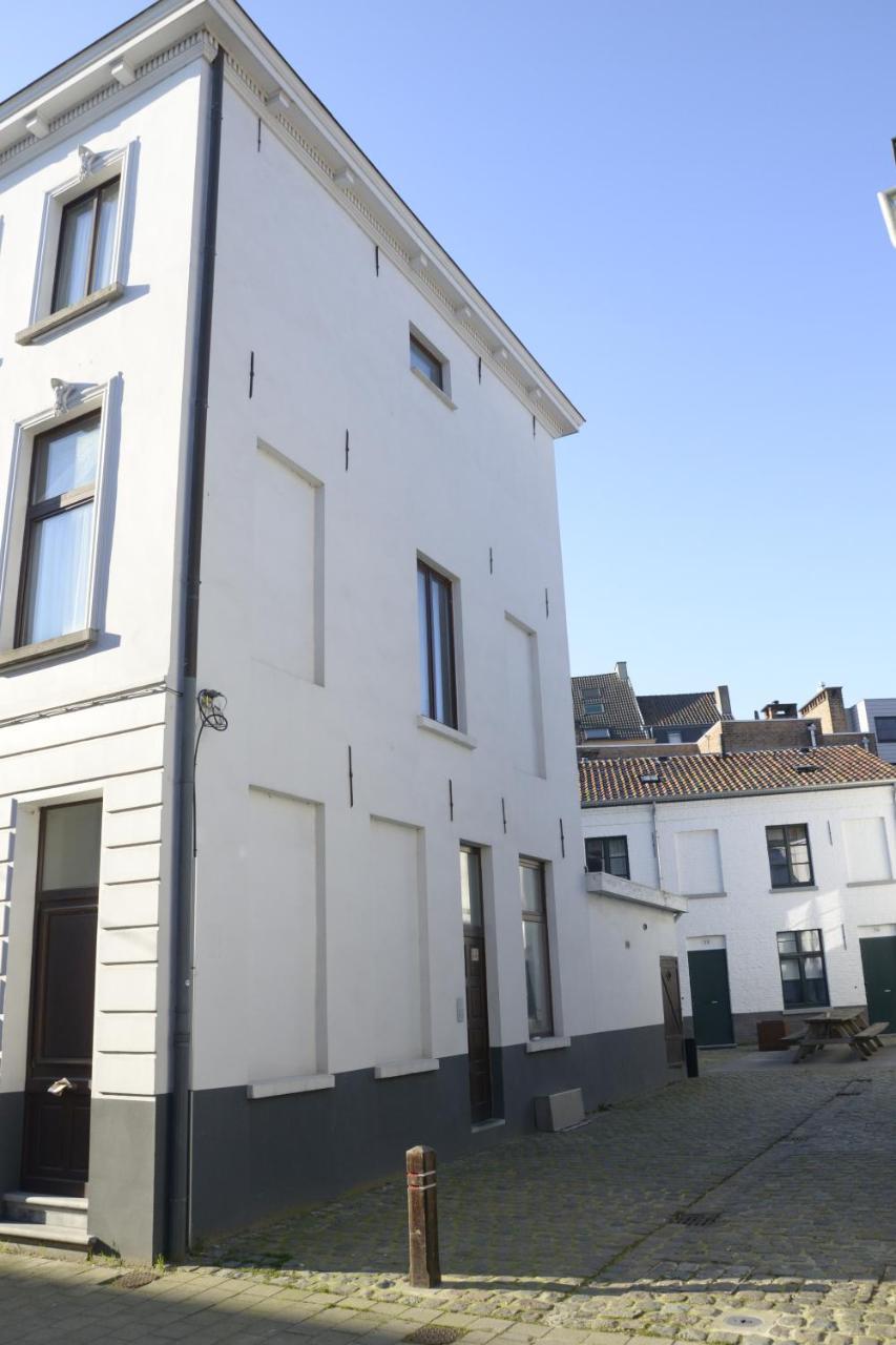 Bed and Breakfast Artist'S Loft & Garden Gand Esterno foto